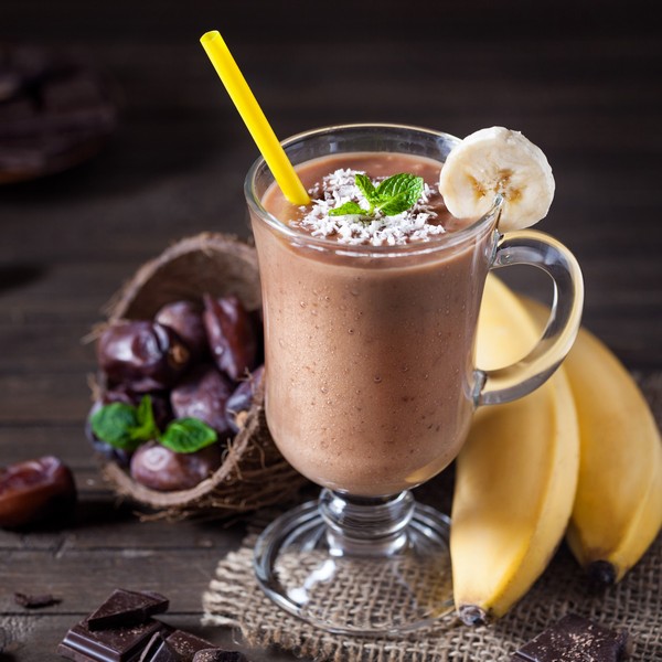 Chocolate banana smoothie with banana, mint and coconut milk